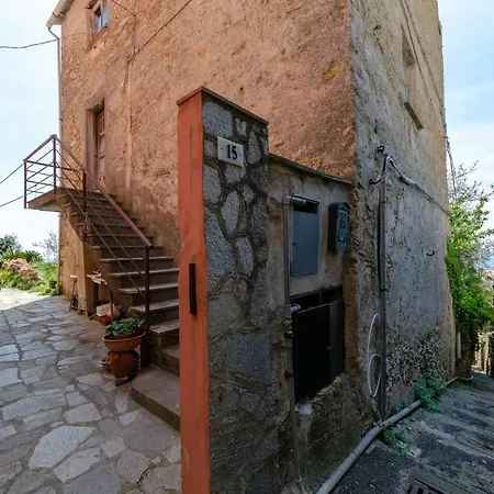 Hintown Su Per La Creuza In Collina A Santilario