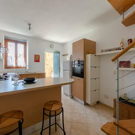 Tatil Evi Hintown Su Per La Creuza In Collina A Santilario *