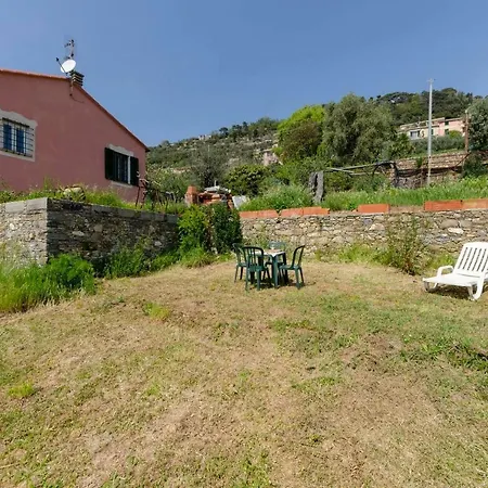 Hintown Su Per La Creuza In Collina A Santilario *