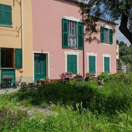 Casa de Férias Hintown Su Per La Creuza In Collina A Santilario Génova